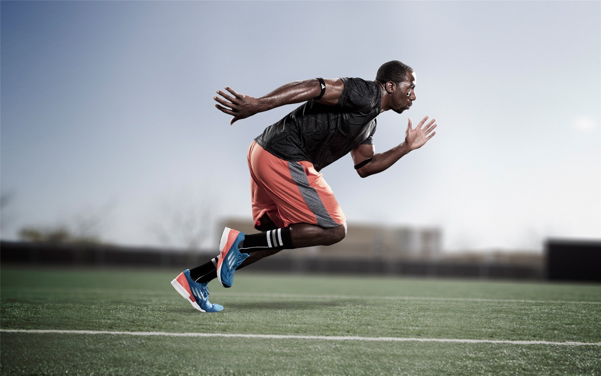 世界杯后：球员平均身高数据略升 门将与中后卫长人化趋势延续